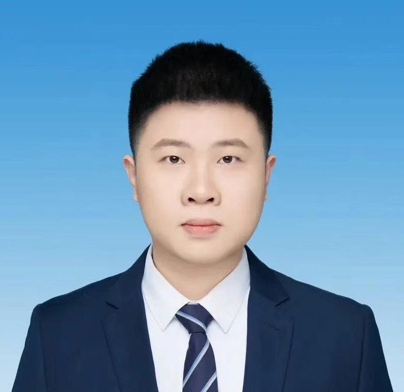 Kaifeng Zhang
